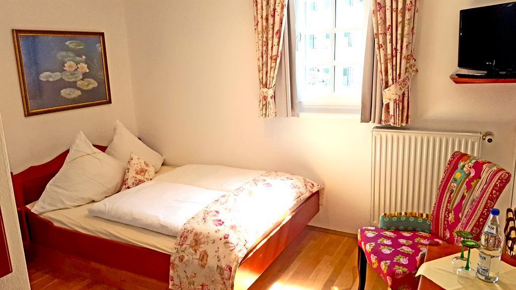 Altes Zollhaus Bed & Breakfast Beilstein  Ngoại thất bức ảnh
