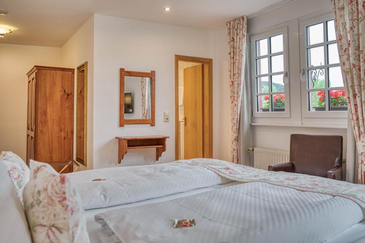 Altes Zollhaus Bed & Breakfast Beilstein  Ngoại thất bức ảnh